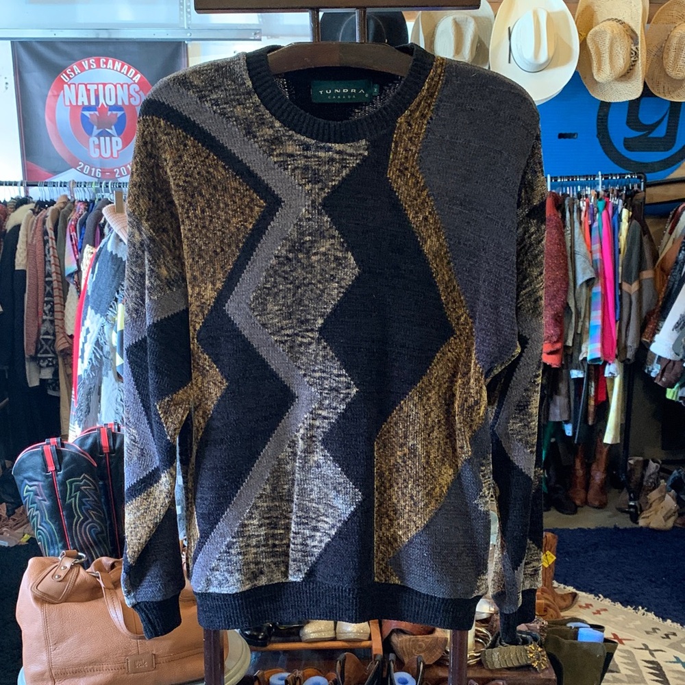 Vintage Tundra Men's Zigzag Sweater - Black and Brown